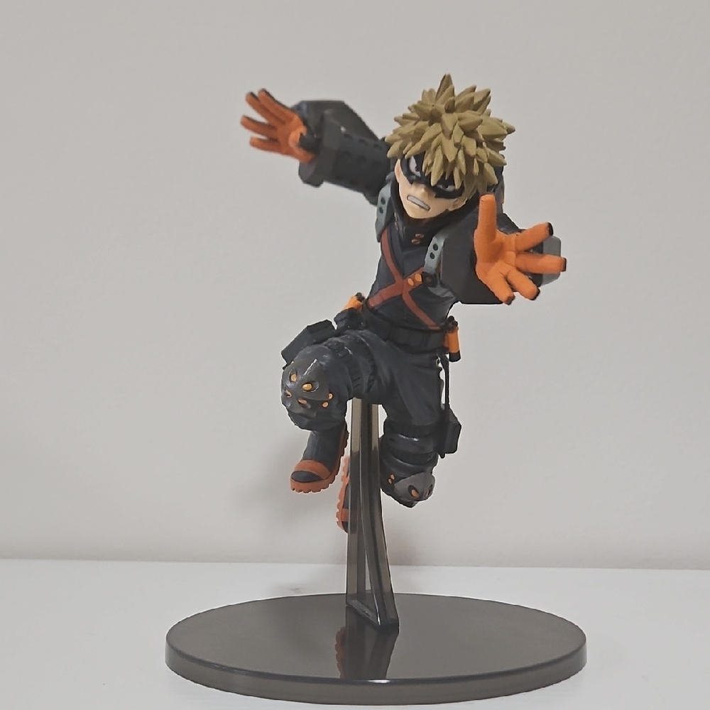 MY HERO ACADEMIA BAKUGOU ANIME STATUE FUGURE